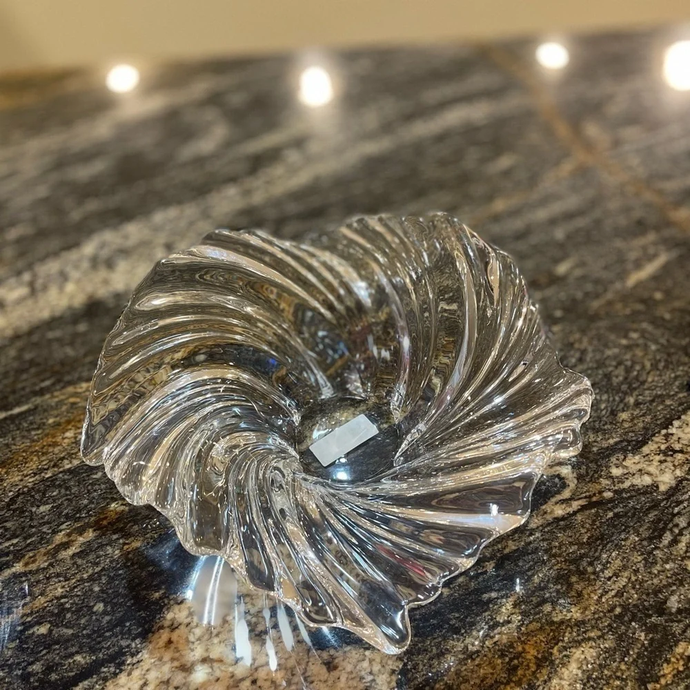 Mikasa Belle Epoque Centerpiece Bowl 12.5